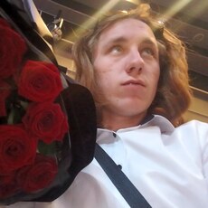 Фотография мужчины Илья, 19 лет из г. Нальчик