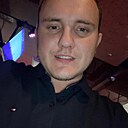 Артур, 33 года