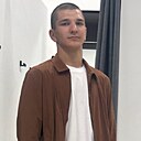 Зиявдин, 18 лет