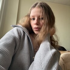 Фотография девушки Полина, 22 года из г. Киров