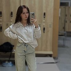 Фотография девушки Вика, 18 лет из г. Саяногорск