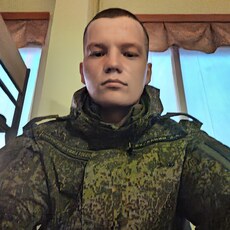 Фотография мужчины Денис, 19 лет из г. Белогорск