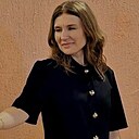 Le, 42 года