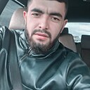 Сиявуш, 25 лет