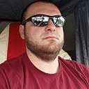 Виктор, 33 года