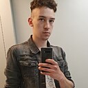 Максим, 24 года