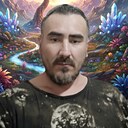 Бобир, 44 года