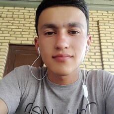 Фотография мужчины Soyun, 23 года из г. Минск