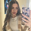 Полина, 22 года