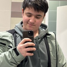 Фотография мужчины Surush, 21 год из г. Полевской