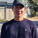 Мухриддин, 18 лет