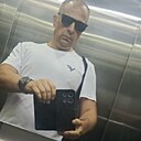 Менссс, 42 года