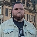 Антон, 33 года