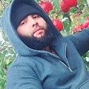 Плугин Виктор, 32 года