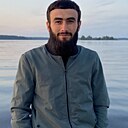 Лео, 24 года