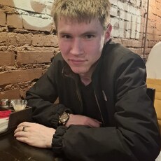 Фотография мужчины Рустам, 24 года из г. Нерюнгри