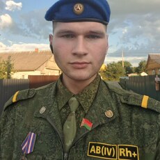 Фотография мужчины Максим, 21 год из г. Пинск