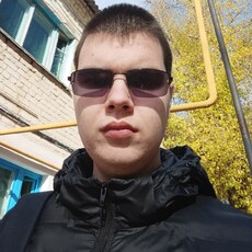 Фотография мужчины Дмитрий, 19 лет из г. Михайловка (Волгоградская Област