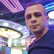 Фотография мужчины Vasile, 39 лет из г. Париж