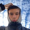Денис, 21 год