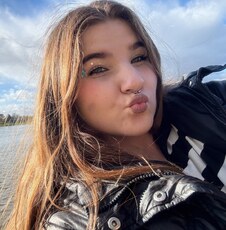 Фотография девушки Соня, 18 лет из г. Сланцы