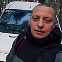 Макс, 33 года