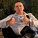 Денис, 22 года
