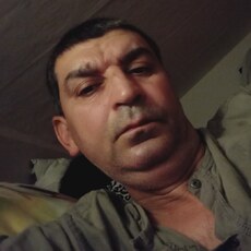 Vasile Buhai, 45 из г. Херфорд.