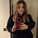 Miss Dior, 39 лет