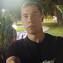 Виктор, 22 года