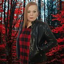 Алсу, 44 года