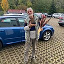 Эввуд, 60 лет