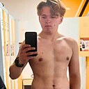 Артём, 23 года