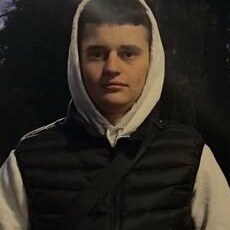 Фотография мужчины Саша, 20 лет из г. Варшава