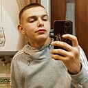 Денис, 22 года