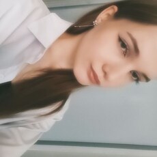 Фотография девушки Полина, 18 лет из г. Екатеринбург