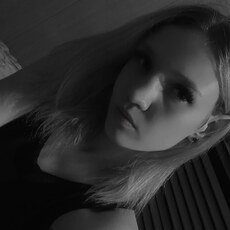 Фотография девушки Алиса, 19 лет из г. Нижневартовск