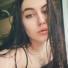 Фотография девушки Полина, 18 лет из г. Великий Новгород