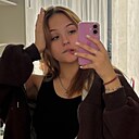 Карина, 23 года