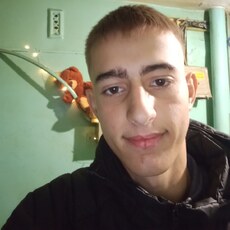 Фотография мужчины ルスラン, 18 лет из г. Ачинск