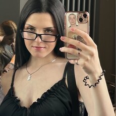 Фотография девушки Алёна, 19 лет из г. Орел
