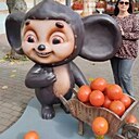 Li, 49 лет