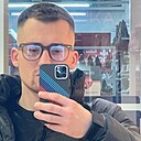 Артем, 32 года