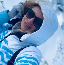 Фотография девушки Regina, 45 лет из г. Домбай