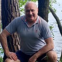 Виктор, 61 год