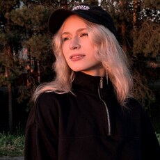 Фотография девушки Лёля, 19 лет из г. Орел