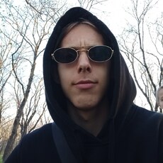 Фотография мужчины Денис, 19 лет из г. Торез