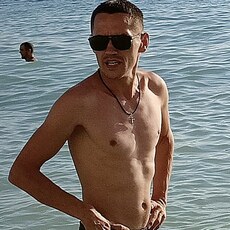 Фотография мужчины Валерий, 36 лет из г. Арамиль