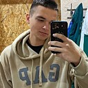 Денис, 21 год