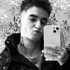 Фотография мужчины Илья, 23 года из г. Екатеринбург